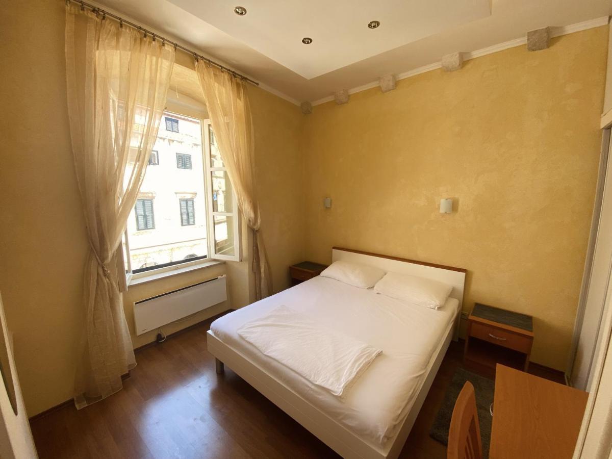 Apartment Tomasovic Old Town Dubrovnik Exterior photo